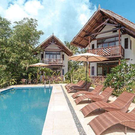 Bulan Villas Siargao เจเนอรัลลูนา ภายนอก รูปภาพ